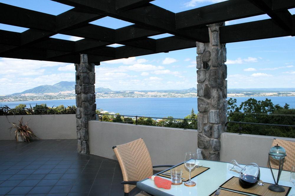 Tauhara Sunrise Lodge Taupo Dış mekan fotoğraf