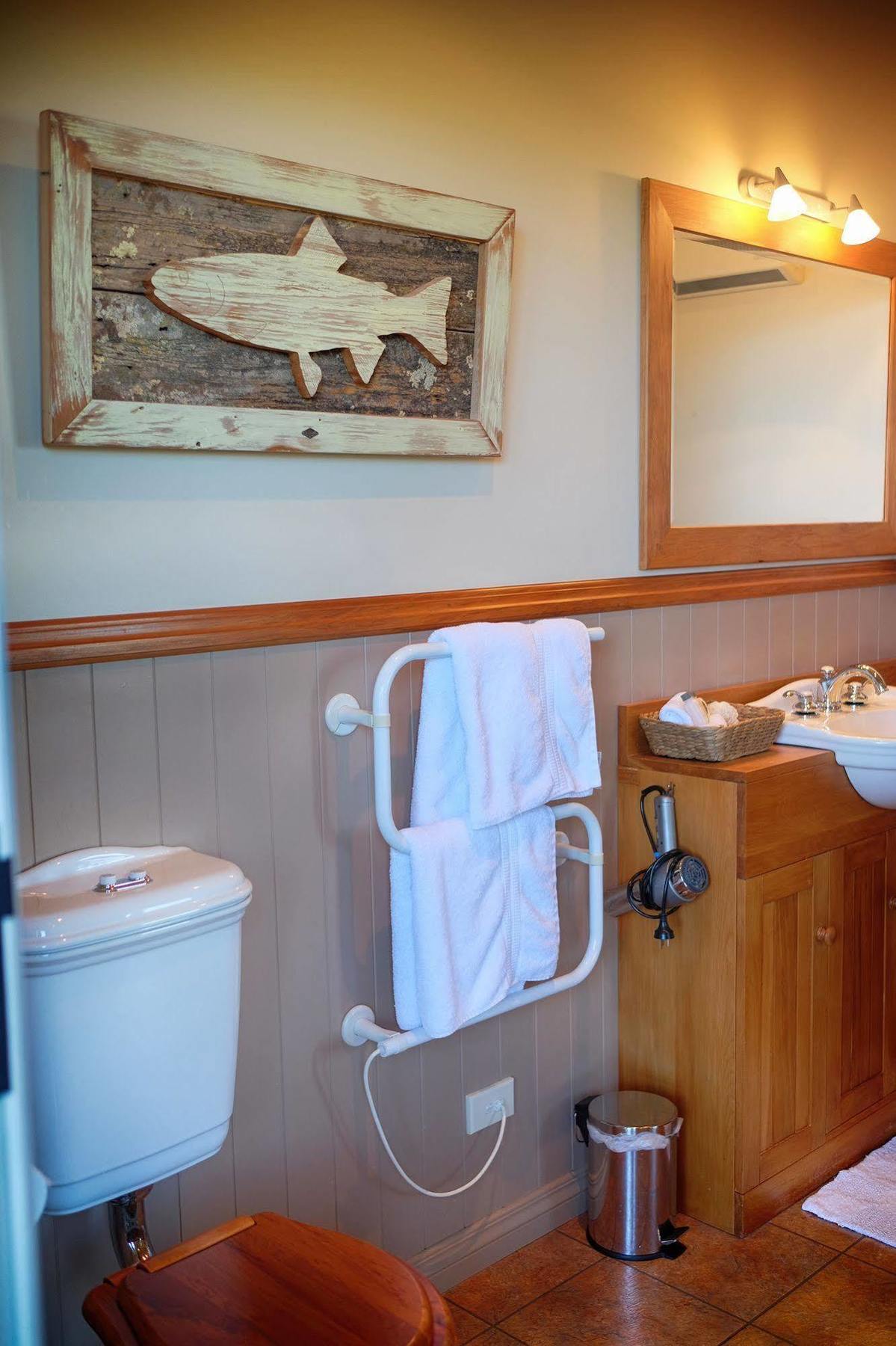 Tauhara Sunrise Lodge Taupo Dış mekan fotoğraf
